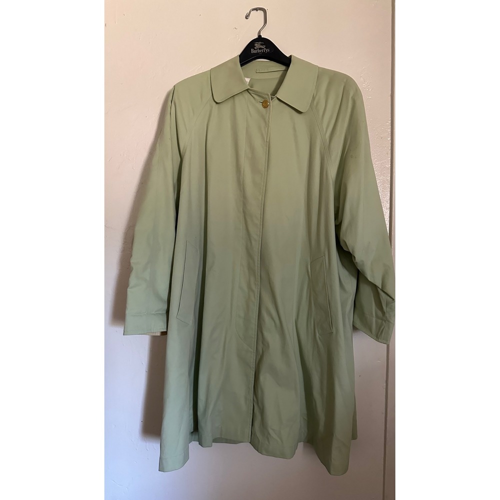 Vintage Burberrys' Mint Sage Green Mac Trench Coat Size 12L w/ Hanger & Dust Bag - Picture 2 of 11